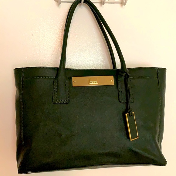 Vince Camuto Handbags - Vince Camuto Green Shoulder Bag